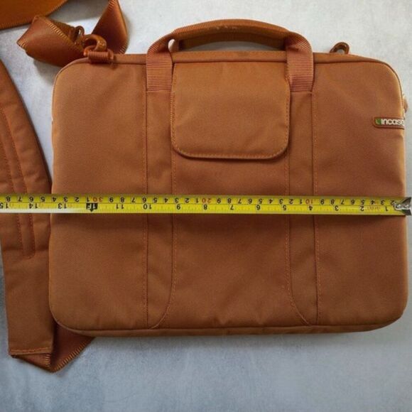 Incase Orange Laptop Shoulder Bag with handles EUC - Picture 4 of 11